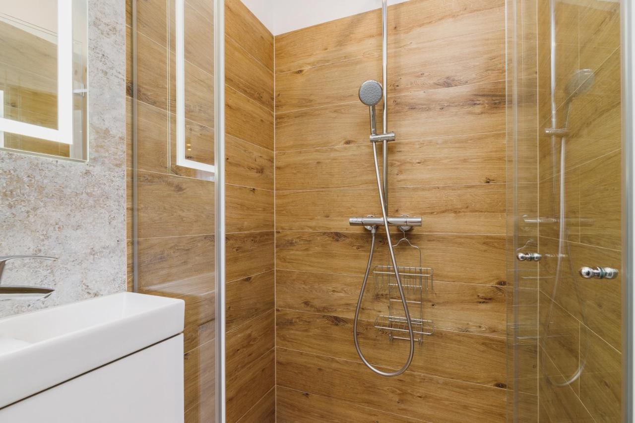 Studio Apartment Daszynskiego Cracow By Noclegi Renters Cracovie Extérieur photo